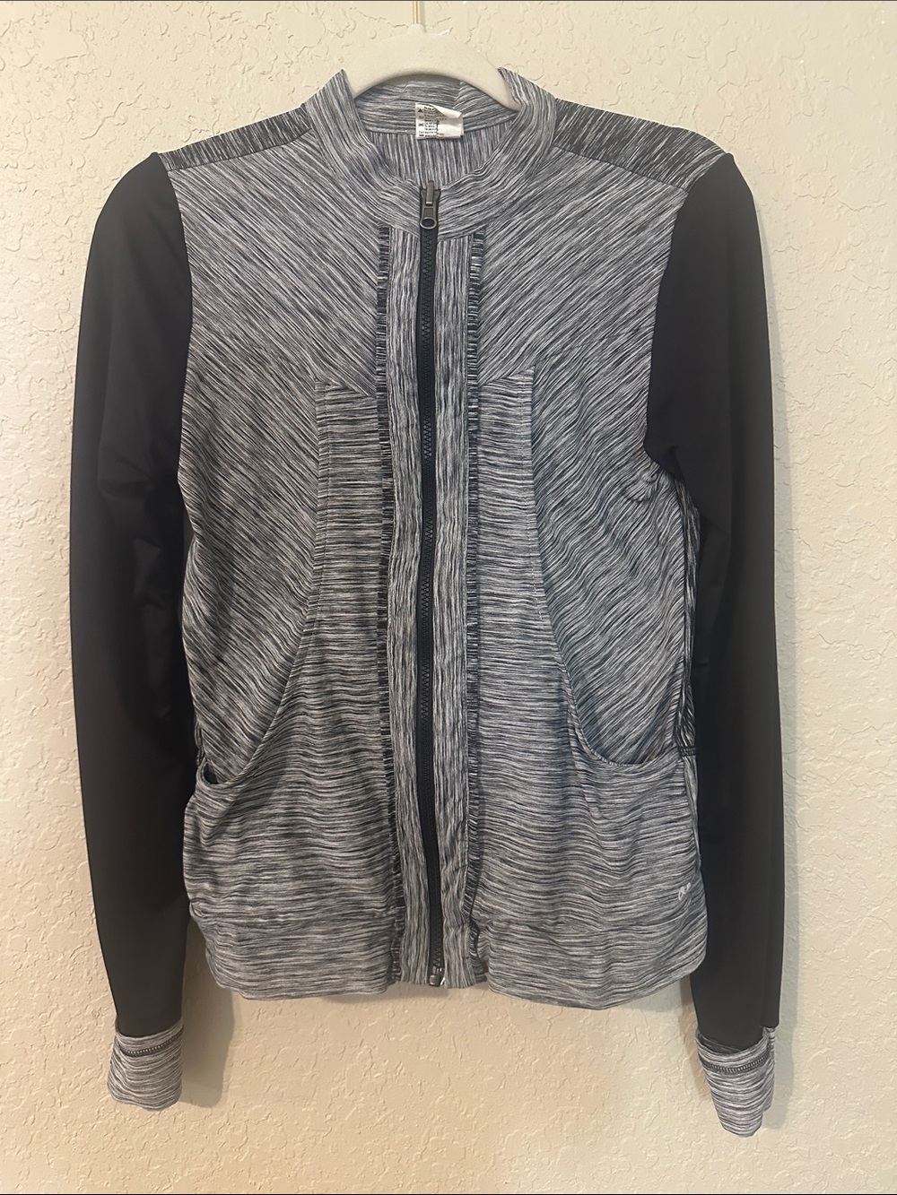 Maaji gray athletic Jacket with Black Sleeves 4